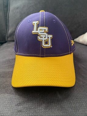 LSU Tigers Purple and Gold New Era Baseball Cap like new